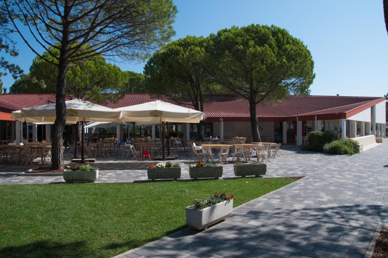 Club Del Sole Marina Julia Family Collection Hotel Bagian luar foto